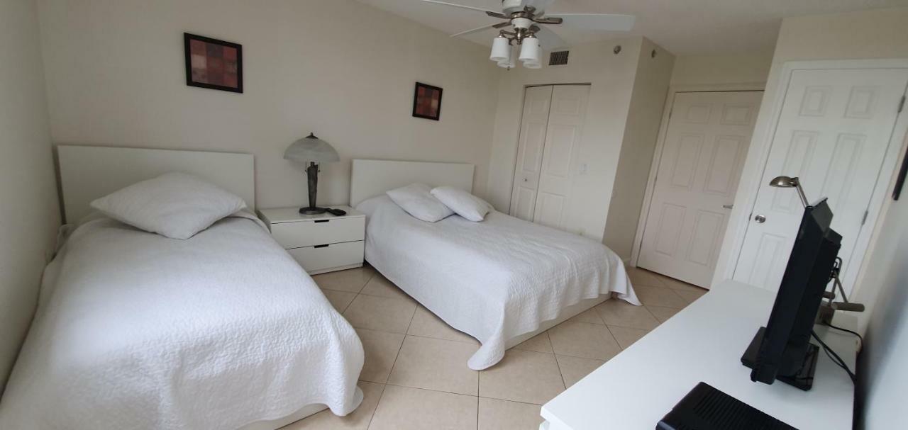 Апартаменти Yacht Club Aventura 2Br + 2Ba Маямі Екстер'єр фото